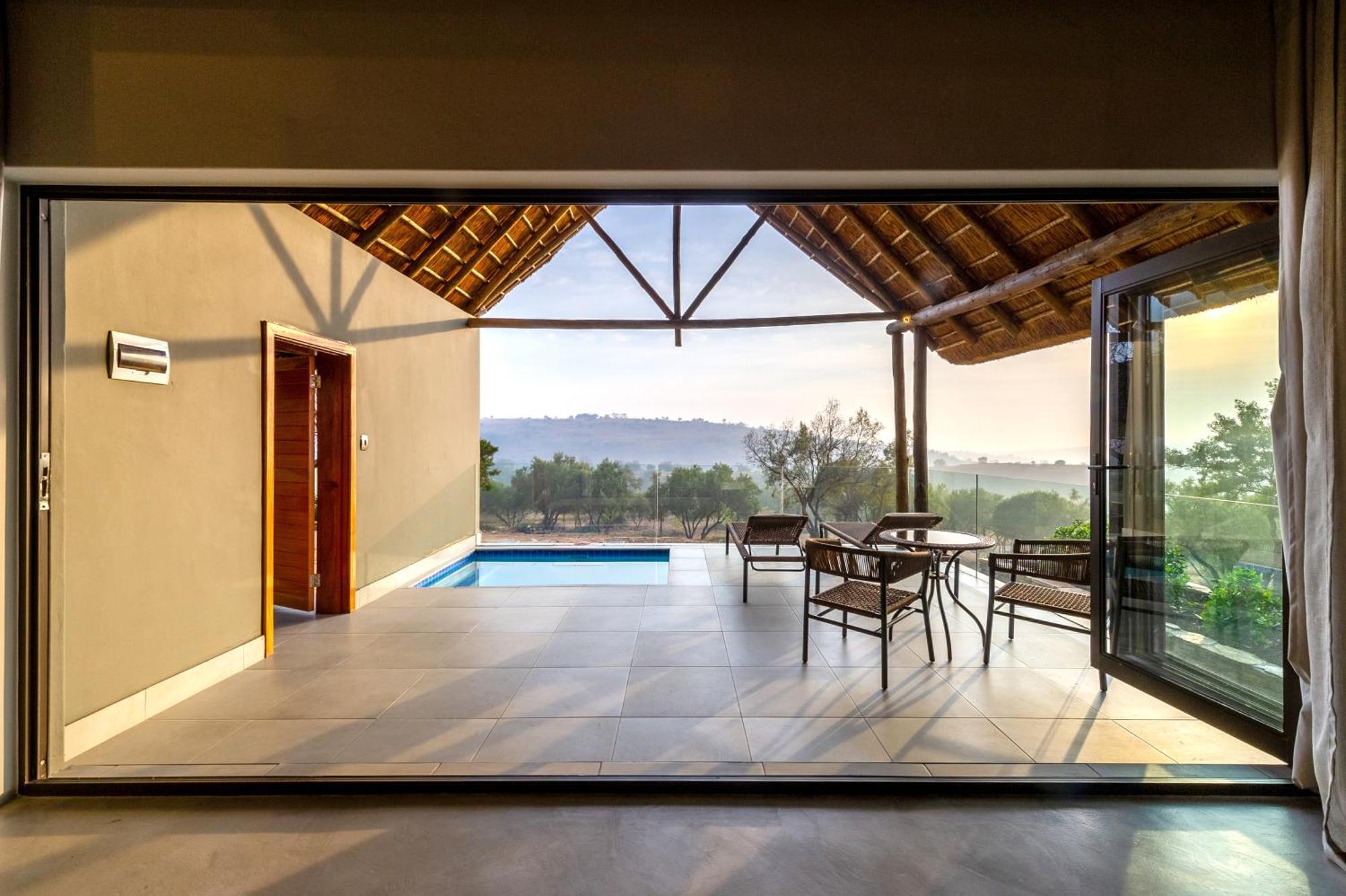 La Joya Lodge Conference Centre And Spa Pelindaba Exterior photo