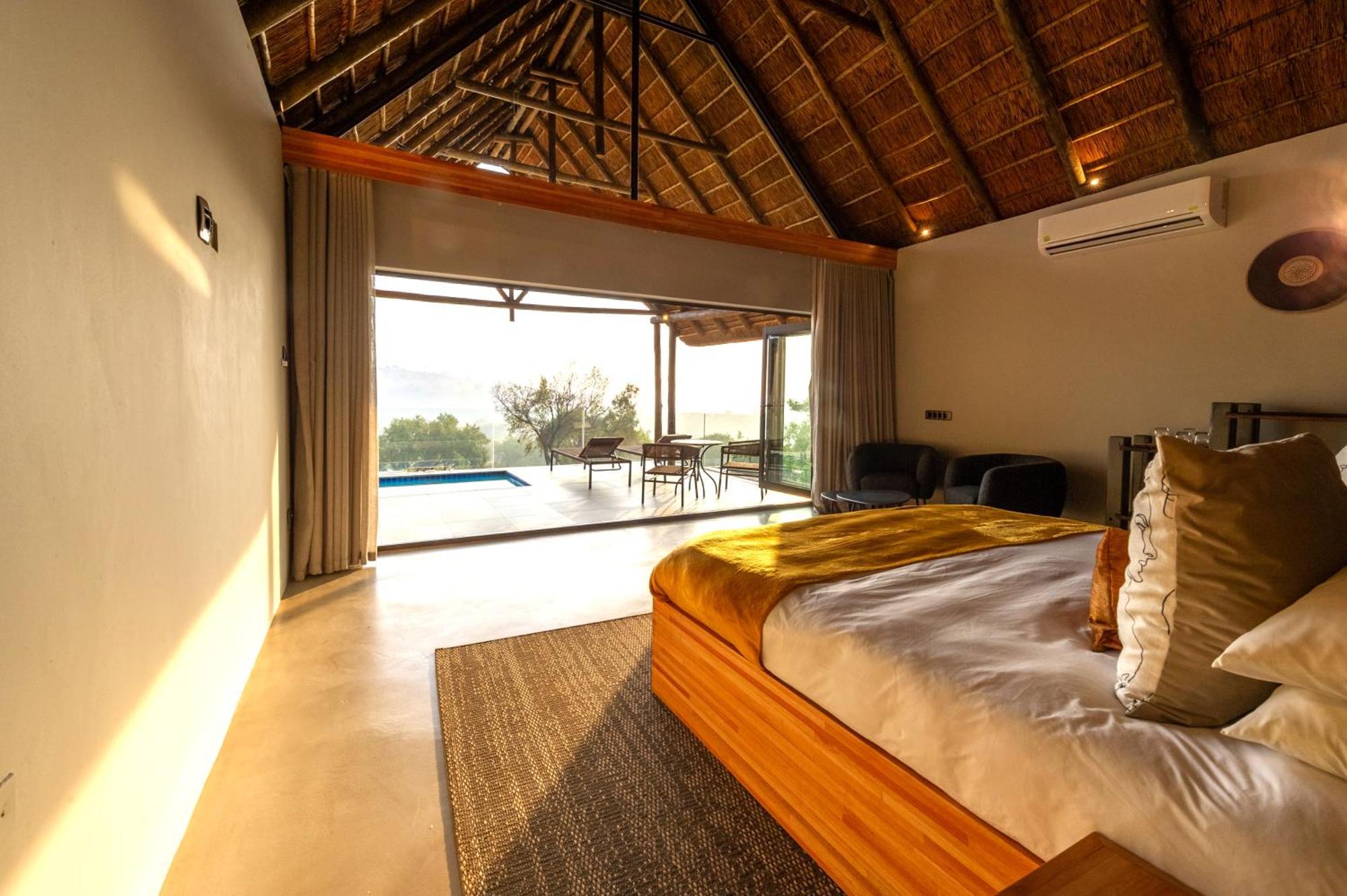 La Joya Lodge Conference Centre And Spa Pelindaba Exterior photo